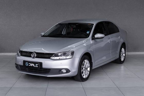 VOLKSWAGEN JETTA 2.0 COMFORTLINE FLEX 4P MANUAL VOLKSWAGEN JETTA 2.0 COMFORTLINE FLEX 4P MANUAL